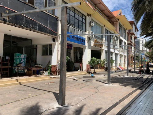 赞 勐腊新城美食街私搭乱建拆除了,真敞亮